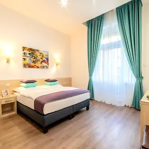 Global Apartahotel